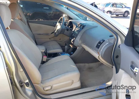 2010 Nissan Altima 2.5 S z USA, uszkodzony, nr VIN 1N4AL2AP9AC104950